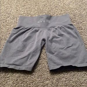 NVGTN pro shorts gray